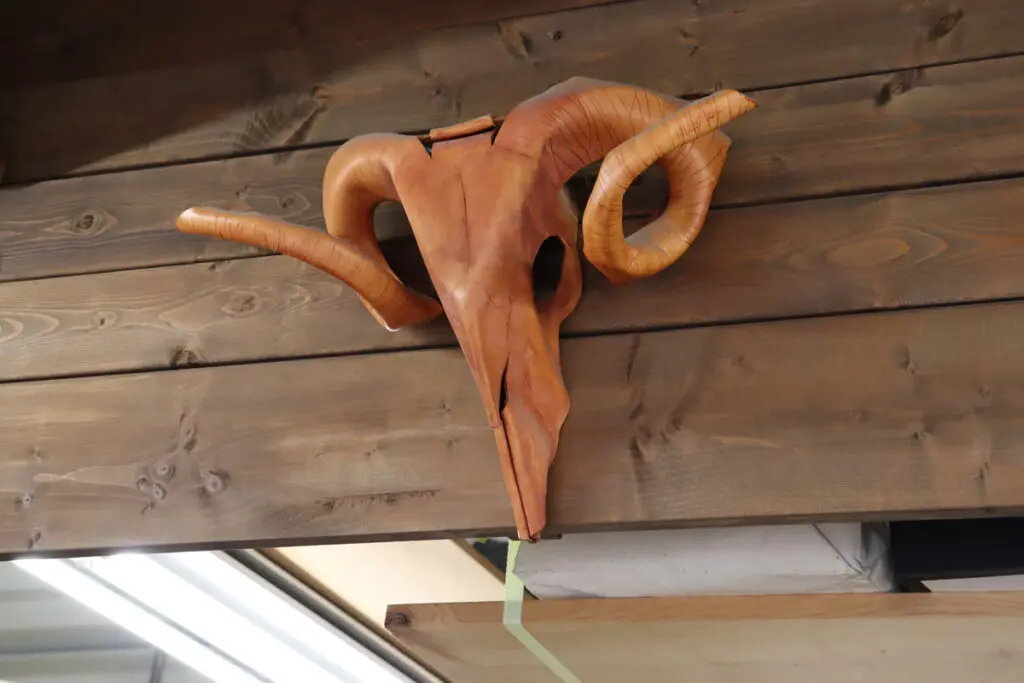 革加工のなんでも屋がUVプリンターで発掘した<BR data-src=